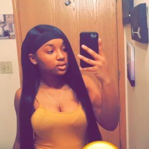 Meet your Posher, Aniya